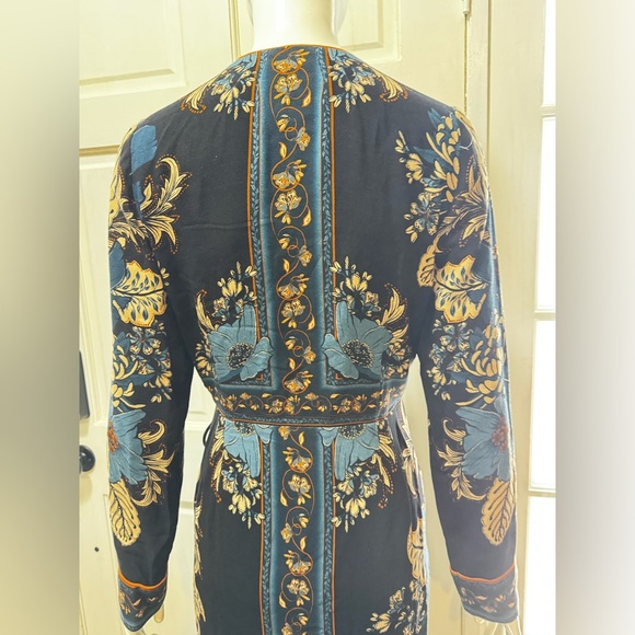 FARM Rio Blossom Tapestry Black Midi Dress Women Size S(MSRP$260 - Picture 8 of 16